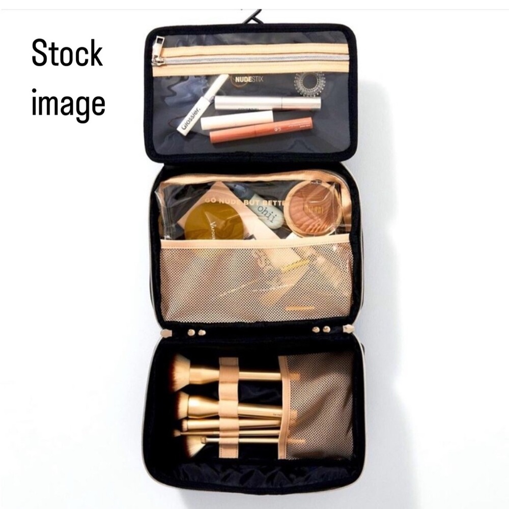 Nudestix Travel Organizer
